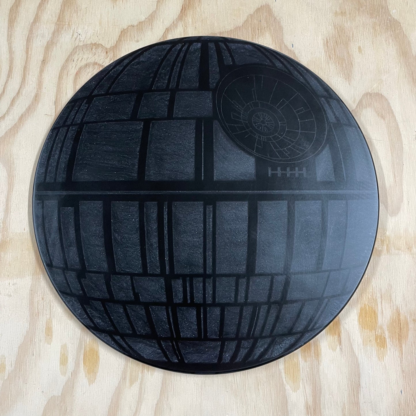 Death Star .svg .dxf .png .pdf and lightburn files for use with lasers and CNCs